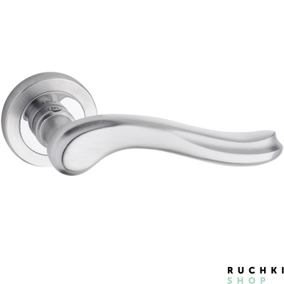 Ручка на розетке Laura Liscia, Матовый хром/хром, Pasini