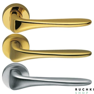 Варианты цветов ручки Мади, Коломбо, Италия. Фото