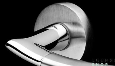 Ручка на розетке CHIO, Матовый хром, Mandelli 