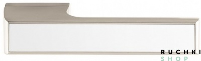 Ручка на розетке MELODY VARIO 3089 RE в цвете  Никель  вставка белый глянец Tupai