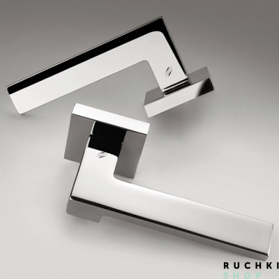 Ручка на розетке ZELDA, Матовый хром, Colombo 