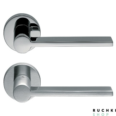 Ручка на розетке TOOL, Полированный хром, Colombo  