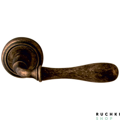 Ручка на розетке 50V BETA 294V, Античная бронза, Melodia 