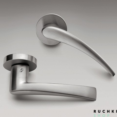 Фото ручка на розетке Коломбо Блэйзер